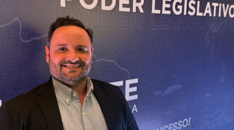 Rodrigo do Comercial Aeroporto participa de encontro em Brasília